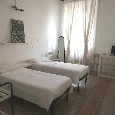 Elianthos Nocleg ze śniadaniem 3*