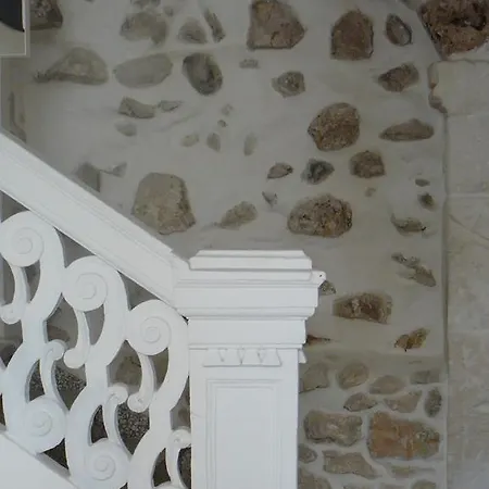 Elianthos Nocleg ze śniadaniem